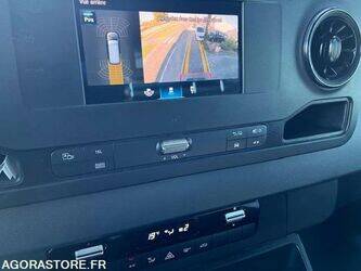 2020-mercedes-benz-sprinter-1430495-45903300