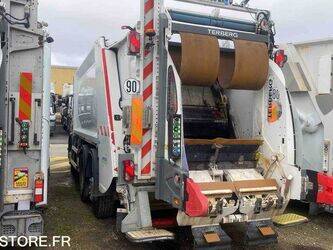 2018-renault-d-wide-1430505-45903488