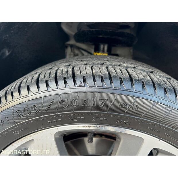 2016 Peugeot 2008-45903668