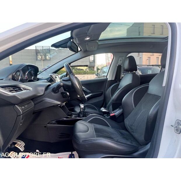 2016 Peugeot 2008-45903682