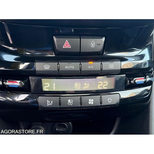 2016 Peugeot 2008-45903685