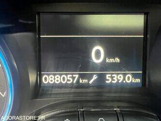 2016-peugeot-2008-1430514-45903688