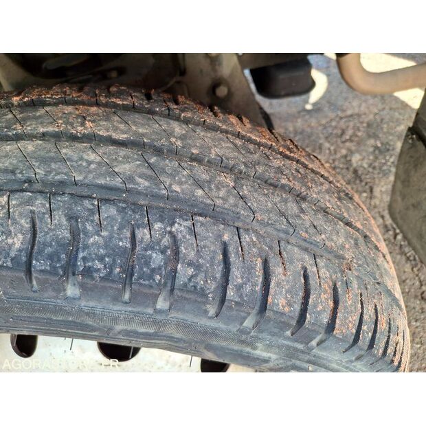 2006 نيسان Cabstar-45903700