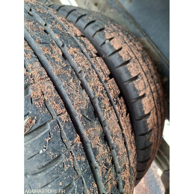 2006 نيسان Cabstar-45903701