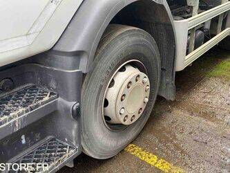 2018-renault-d-wide-1430516-45903713