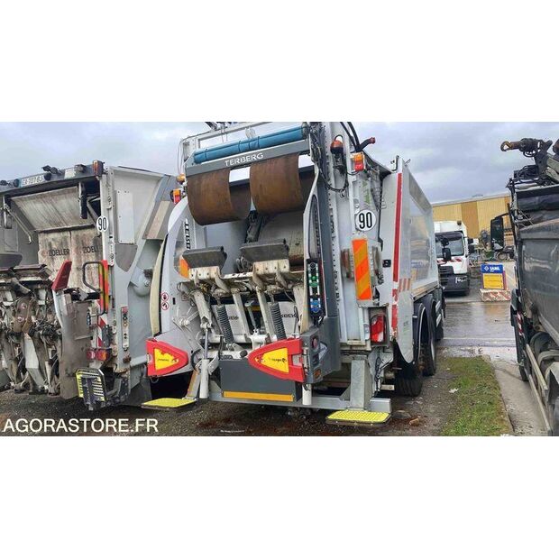 2018 Renault D WIDE-45903720