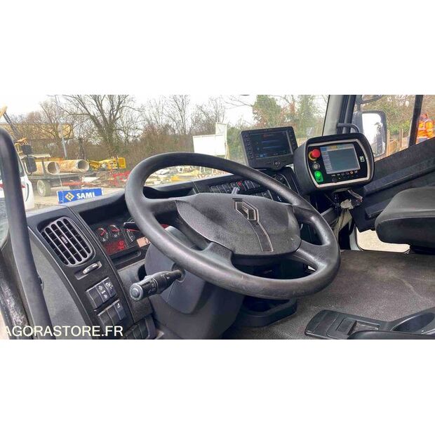 2018 Renault D WIDE-45903736