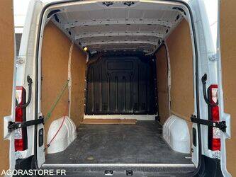 2019-renault-master-1430521-45903793