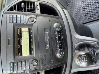 2018-mercedes-benz-vito-1430522-45903809