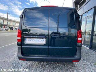 2018-mercedes-benz-vito-1430522-45903810