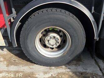 2011-renault-premium-1430524-45903840