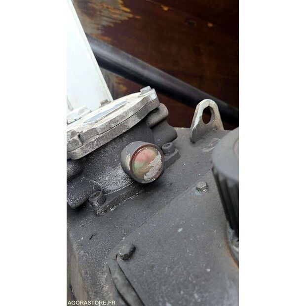 2011 Renault PREMIUM-45903844