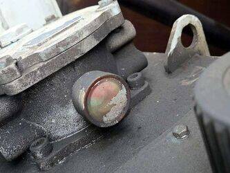 2011-renault-premium-1430524-45903844