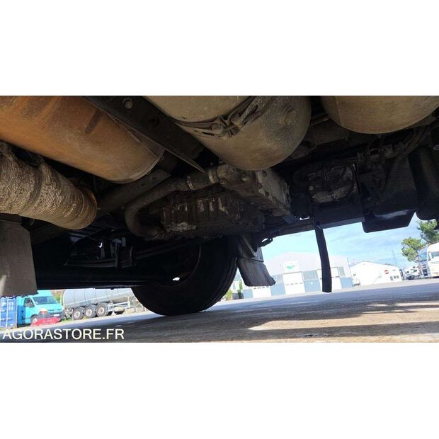 2011 Renault PREMIUM-45903847