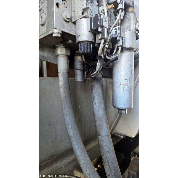 2011 Renault PREMIUM-45903850