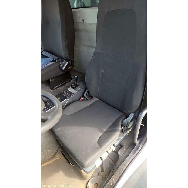 2011 Renault PREMIUM-45903851