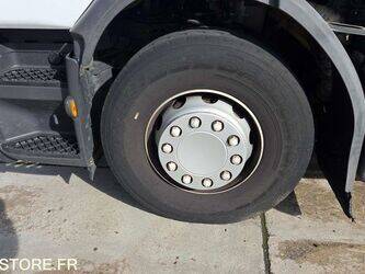 2011-renault-premium-1430524-45903861