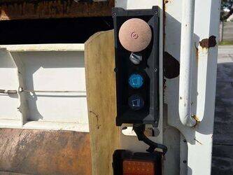 2011-renault-premium-1430524-45903863