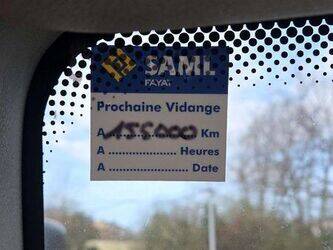 2011-renault-premium-1430524-45903864