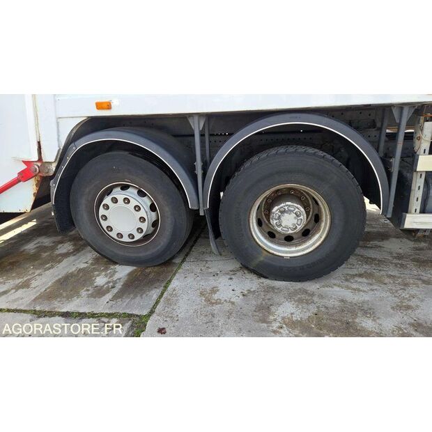 2011 Renault PREMIUM-45903871