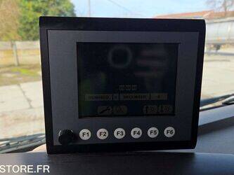 2011-renault-premium-1430524-45903878