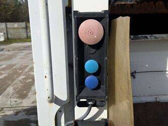 2011-renault-premium-1430524-45903881