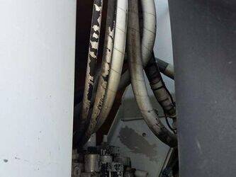 2011-renault-premium-1430524-45903890