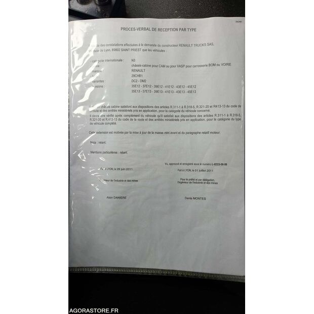 2011 Renault PREMIUM-45903896