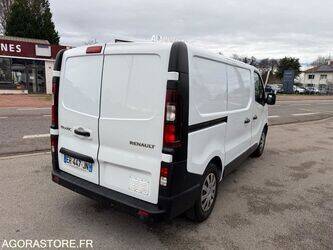2017-renault-trafic-1430525-45903902