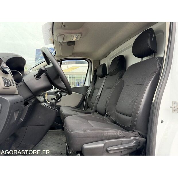 2017 رينو Trafic-45903906