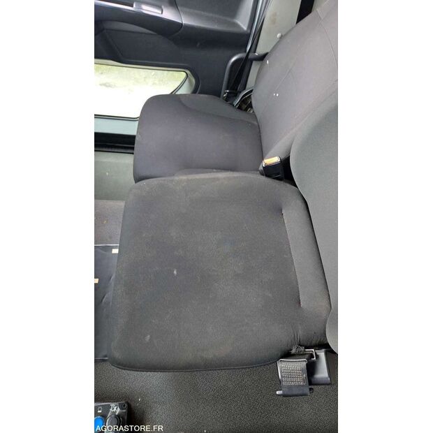 2011 Renault PREMIUM-45904023