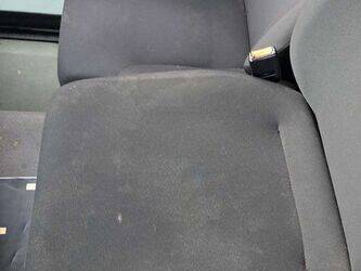 2011-renault-premium-1430531-45904023