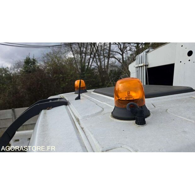 2011 Renault PREMIUM-45904040