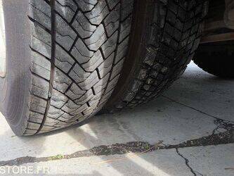 2011-renault-premium-1430531-45904050