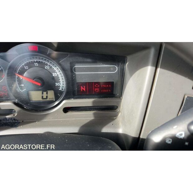 2011 Renault PREMIUM-45904051