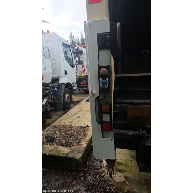 2011 Renault PREMIUM-45904055