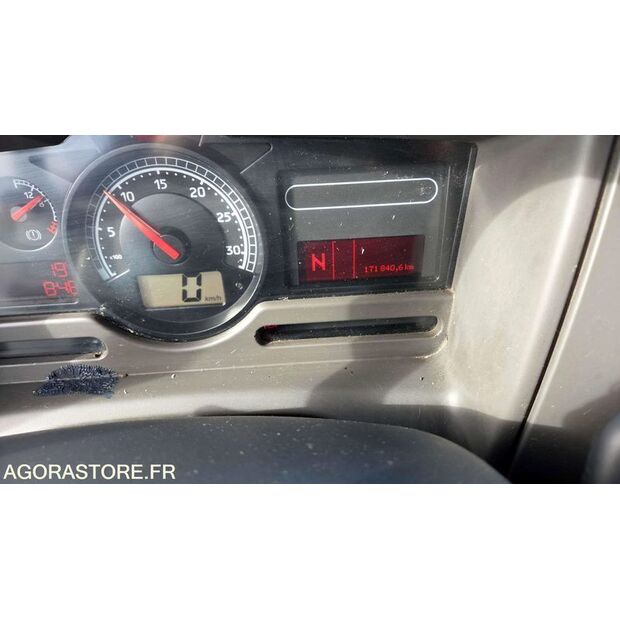 2011 Renault PREMIUM-45904067