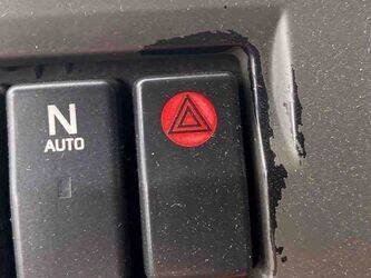 2012-renault-premium-1430537-45904174