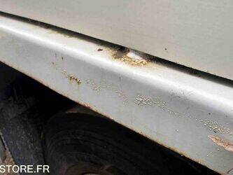 2012-renault-premium-1430537-45904184