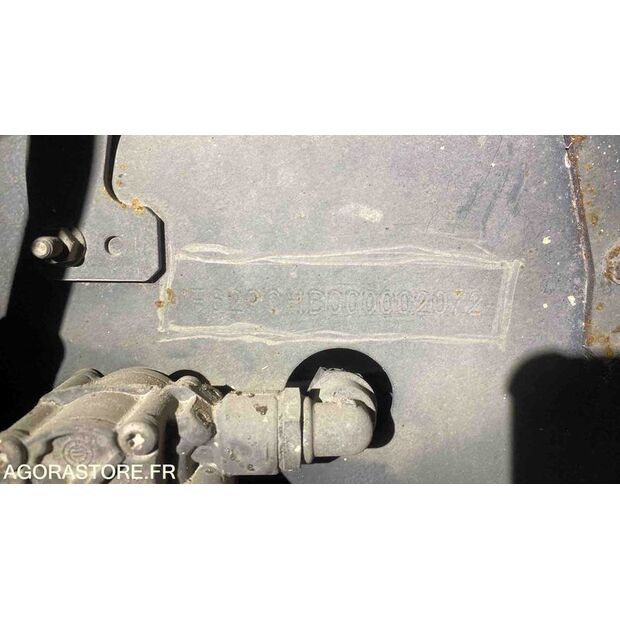 2012 Renault PREMIUM-45904192