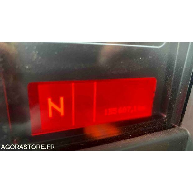 2012 Renault PREMIUM-45904198