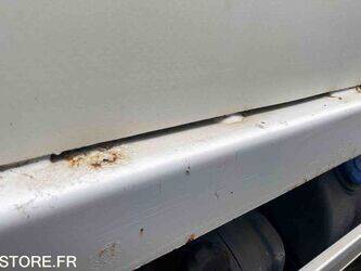 2012-renault-premium-1430537-45904200