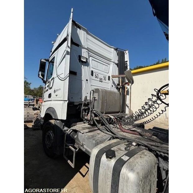 2017 Mercedes-Benz Arocs 3363-45904252