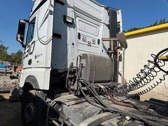 2017-mercedes-benz-arocs-3363-1430541-45904252