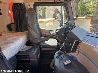 2017-mercedes-benz-arocs-3363-1430541-45904255