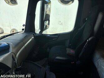 2017-mercedes-benz-arocs-3363-1430541-45904256