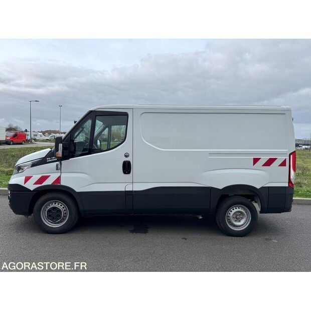 2019 Iveco 35S18-45904262