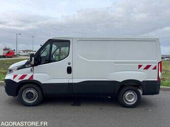 2019-iveco-35s18-1430542-45904262