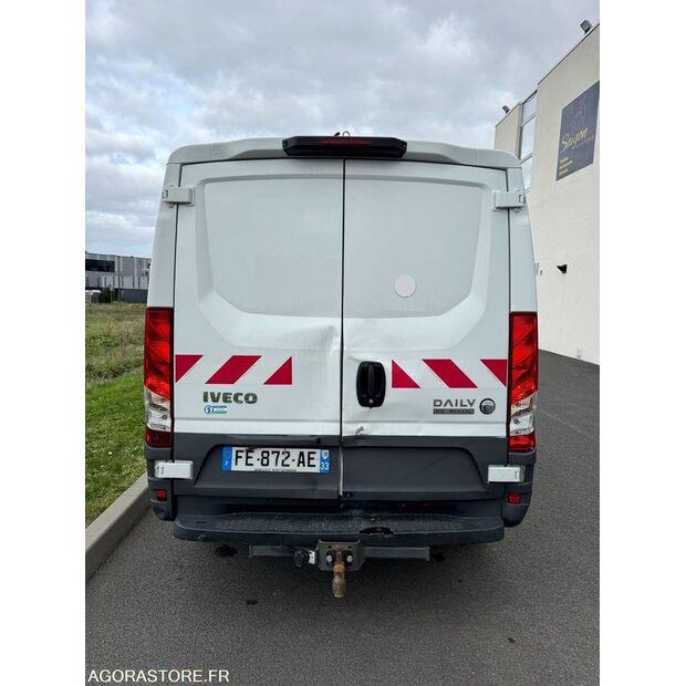 2019 Iveco 35S18-45904264