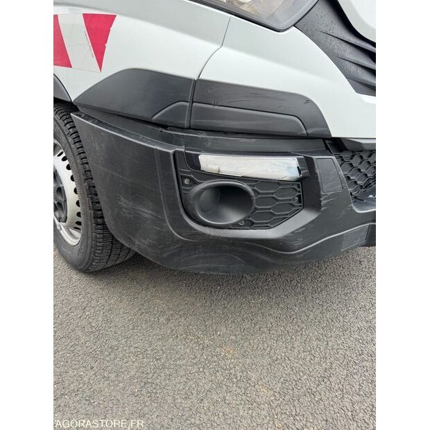 2019 Iveco 35S18-45904269